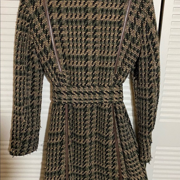 Trench Coat - Picture 3 of 10